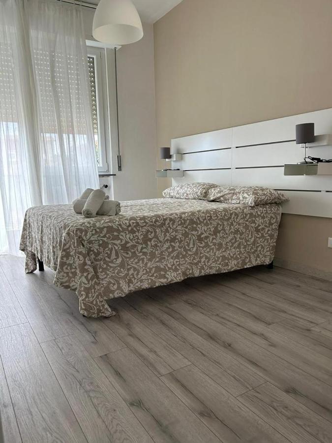 Double Room with Private External Bathroom