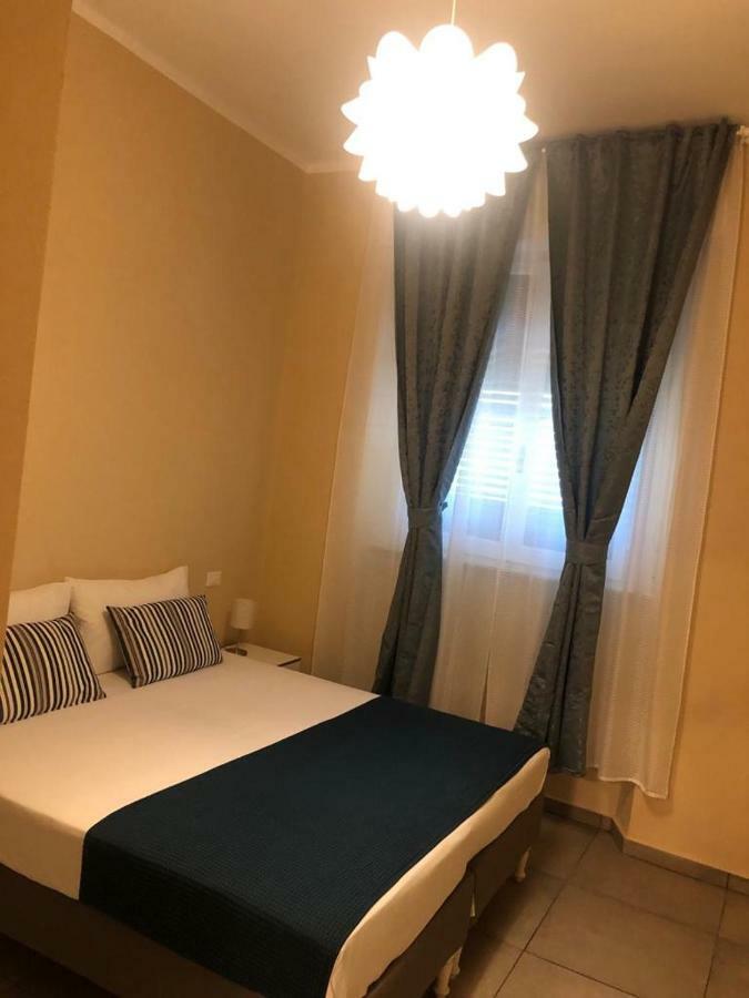Deluxe Double Room with Shower